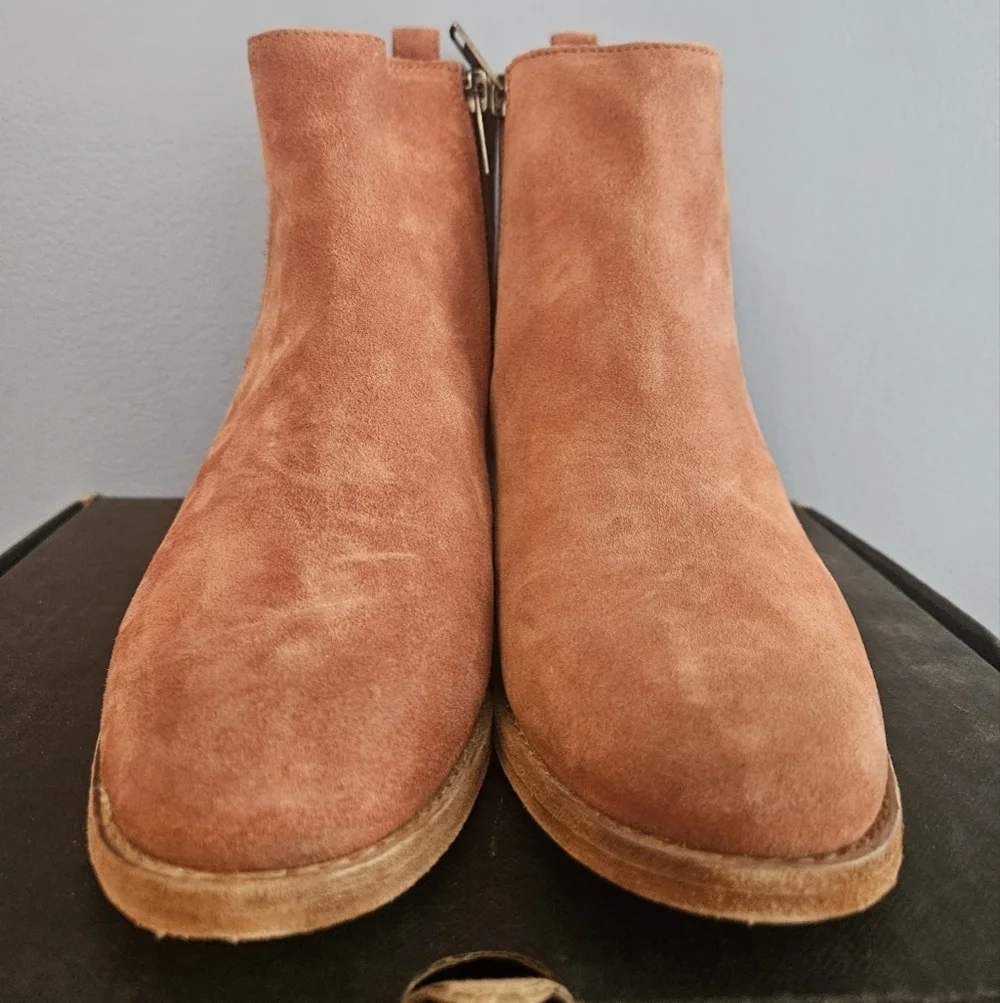 Frye color rosewood
